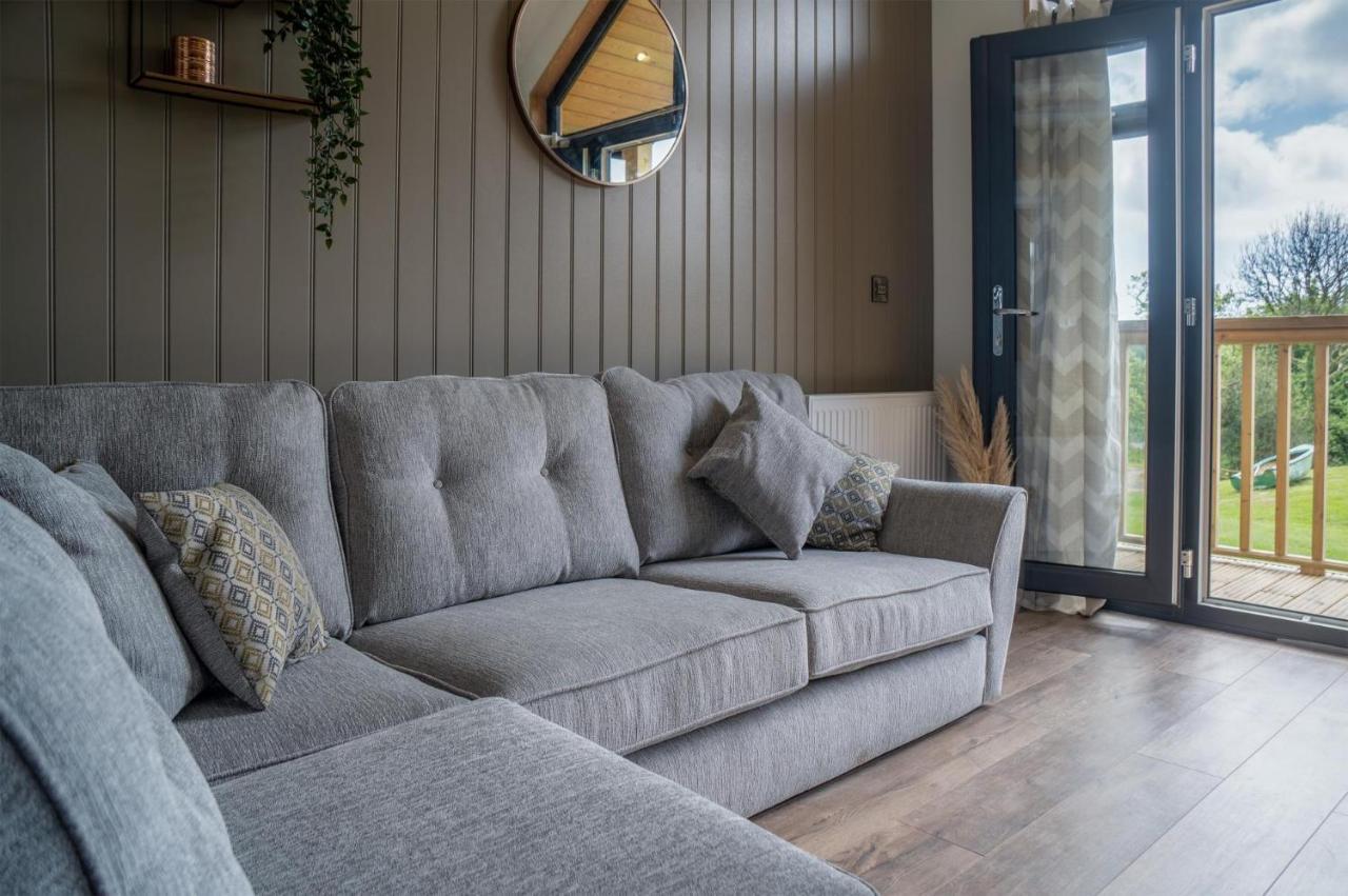 Apartment In The Woods - 1 Bedroom - Kilgetty *